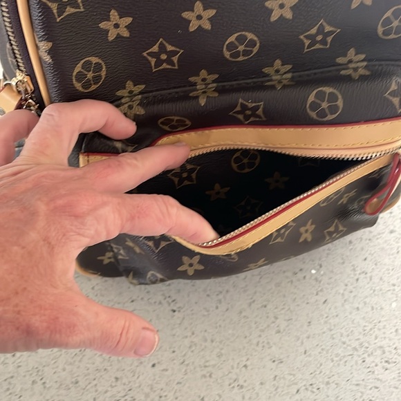 Designer look alike back pack - Picture 6 of 13